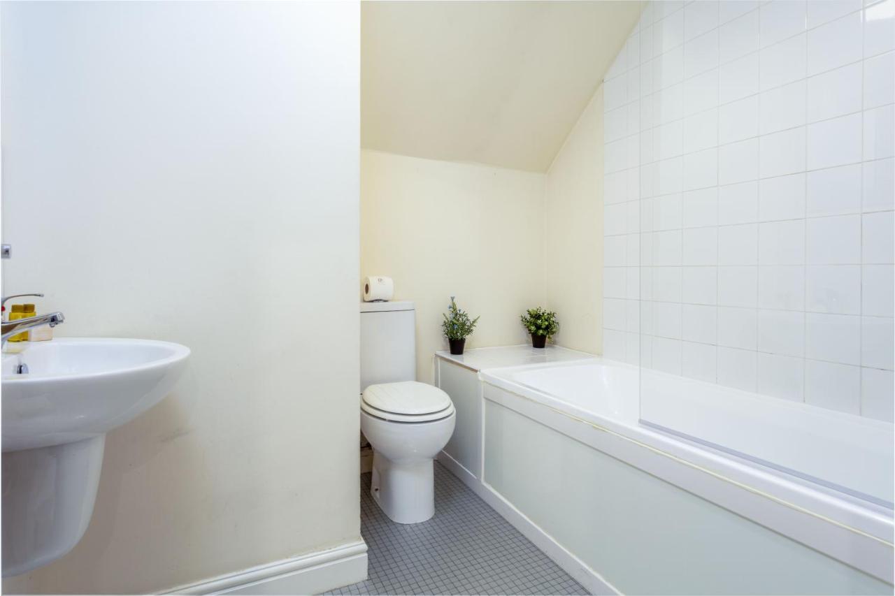 Elliot Suite No9 - Donnini Apartments Ayr Ngoại thất bức ảnh